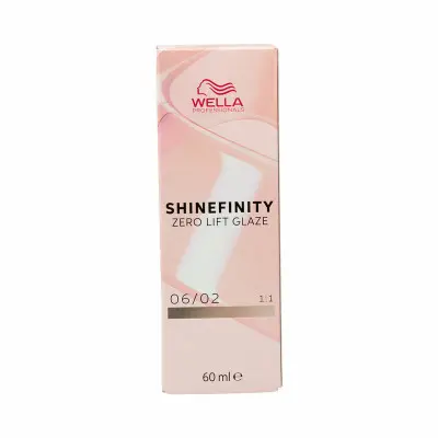 Permanent Colour Wella Shinefinity color Nº 06/02 60 ml (60 ml)